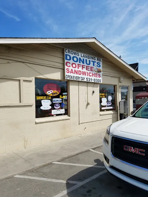 Crows Landing Donuts and Deli