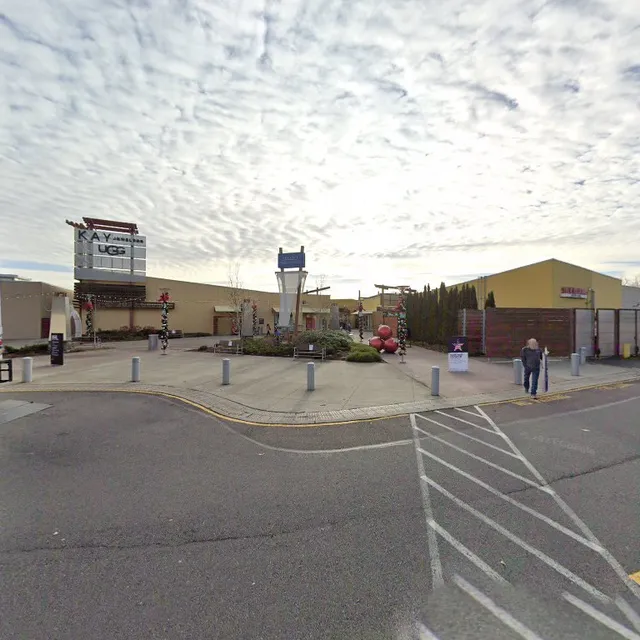 Hey Dude at Seattle Premium Outlets