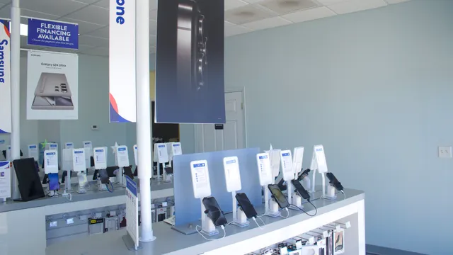 Authorized Retailer UScellular & T-Mobile