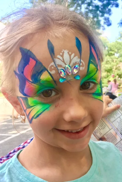 Fabulous Faces Face Painting and Balloon Twisting