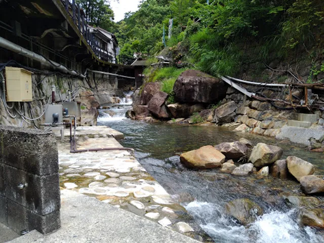 Yunomine onsen Yuzutsu