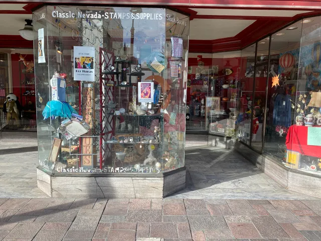 Antiques & Treasures ROCK!