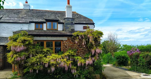 Hallagather Farmhouse