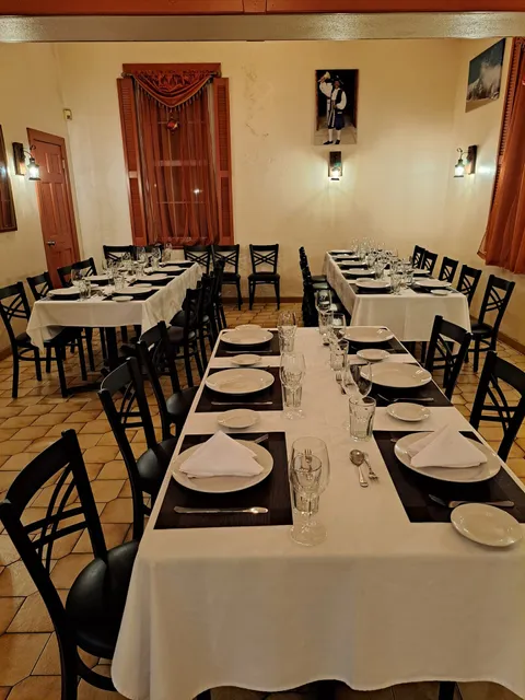 Roy's Fine Food at Police Recreation Club