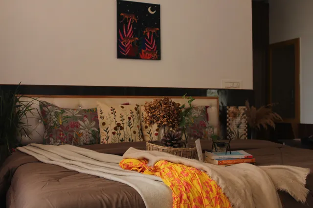 La Casa by Cosmic Kriya