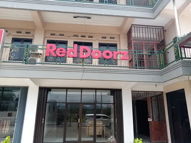 RedDoorz near Terminal Wates Kulon Progo