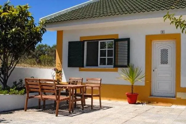 Deluxe Surfhouse Algarve - Surfcamp Portugal