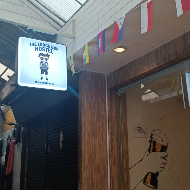 The Lodge Bkk Hostel