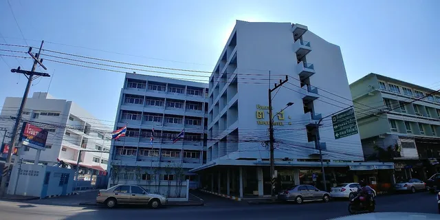 Tapee Hotel