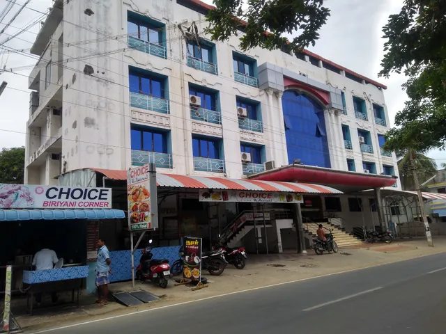 Hotel Mano Residency