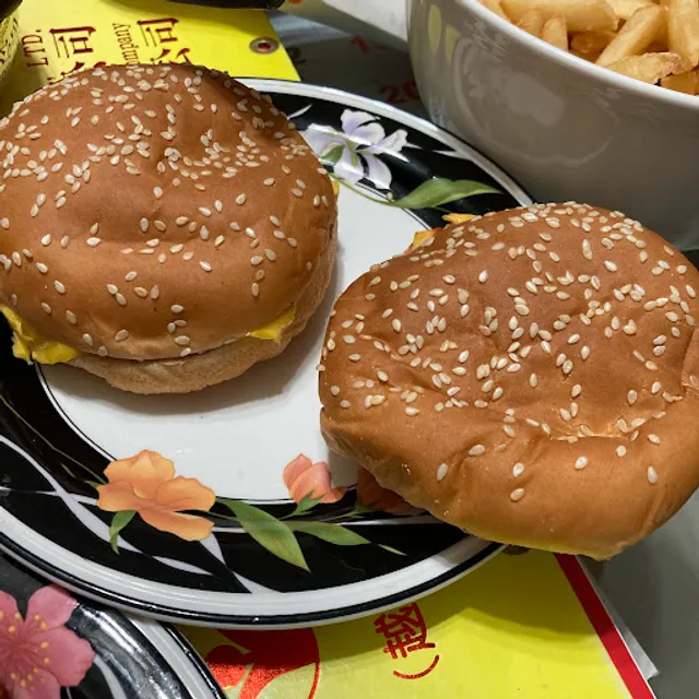 Burger King (Chenggong Rd. Store)