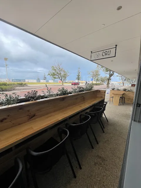 CRU Health + Juice Bar