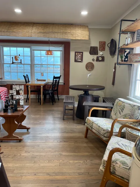 Founder’s Mercantile and Coffee