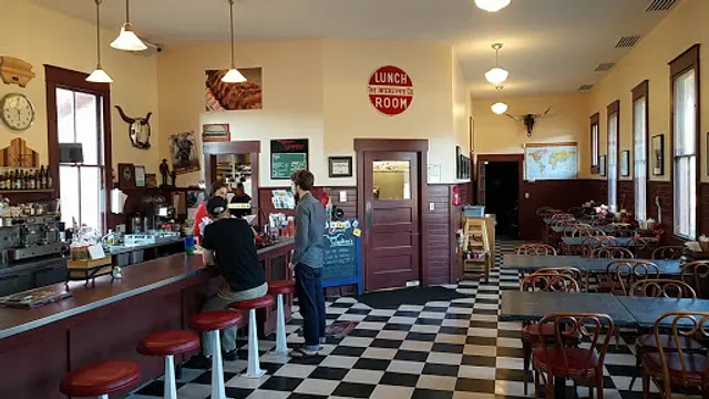 Smokey's on Pearl Street