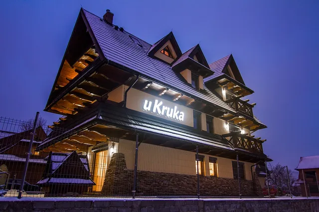 Accommodations in Raven