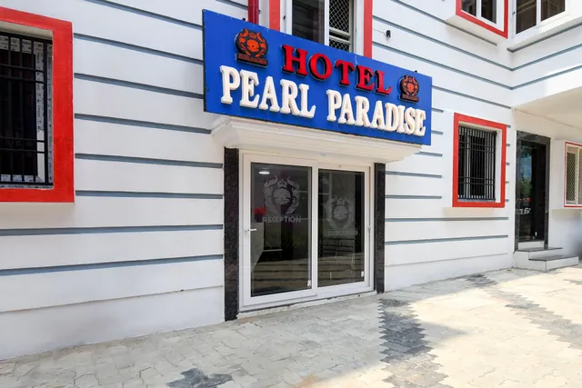 Collection O HOTEL PEARL PARADISE
