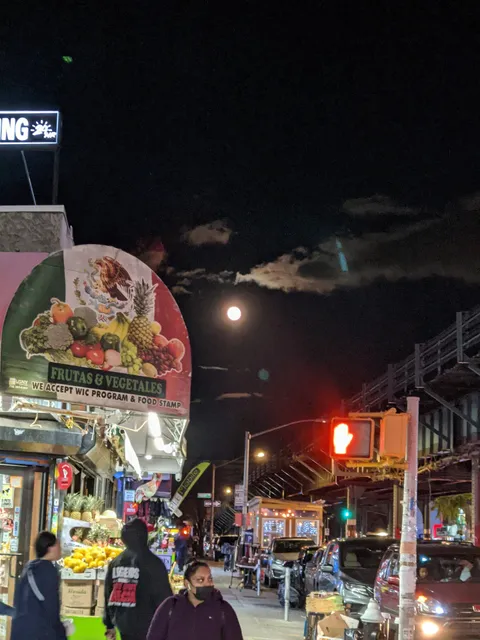 Frutas Y Vegetales La Reyna