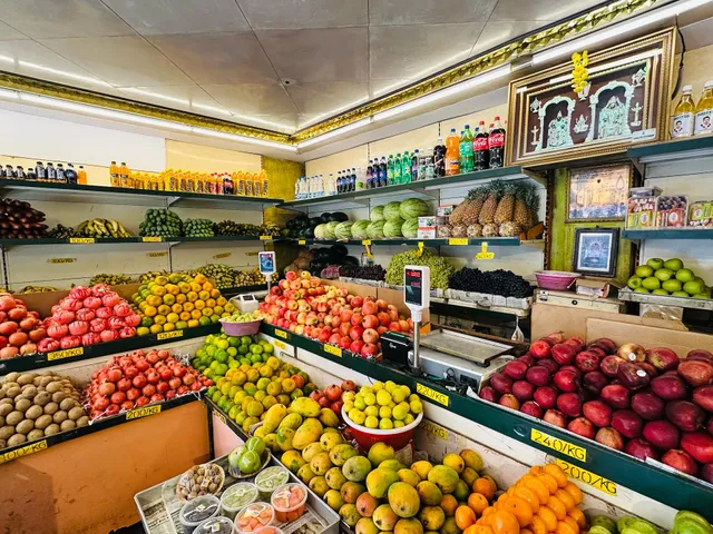 Sri Ganesh Pazhamudir Nilayam