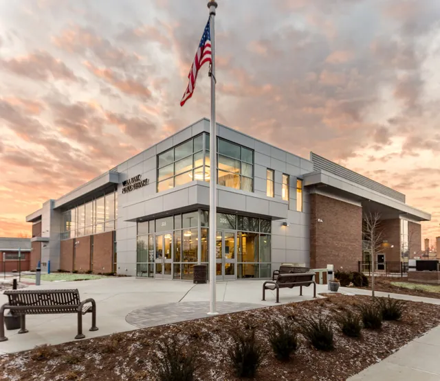 Villa Park Public Library