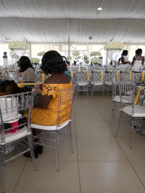 La Pot Buffet Restaurant and Jazz bar