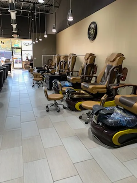 HI DEMAND NAILS St Clair Shores