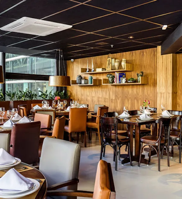 Coco Bambu Restaurant Curitiba