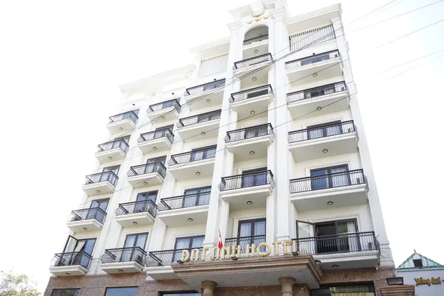 Khách sạn Đạt Anh