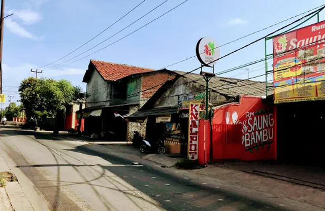 Rumah Makan Saung Bambu