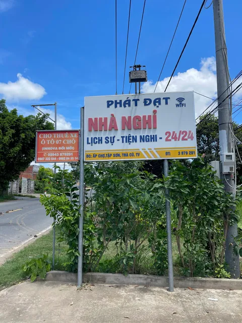 Nhà nghỉ Phát Đạt