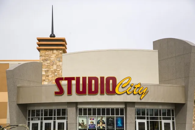 Studio City Mesa + ARQ