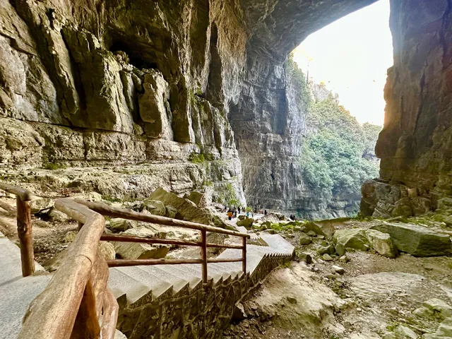 Three Natural Bridges （Southeast Gate）
