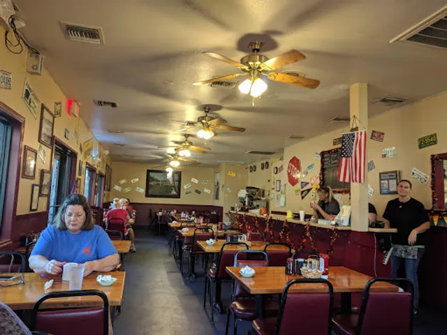 Cozy Oaks Restaurant