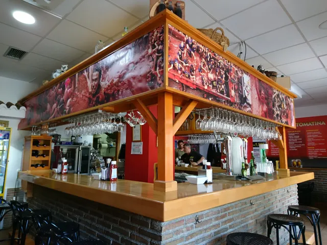 La Tomatina bar