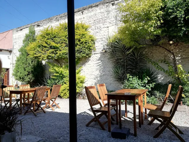 Pilares Grill & Drinks