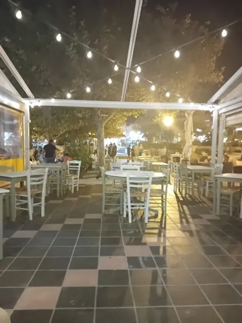 ΠΑΛΙΕΣ ΑΝΑΜΝΗΣΕΙΣ