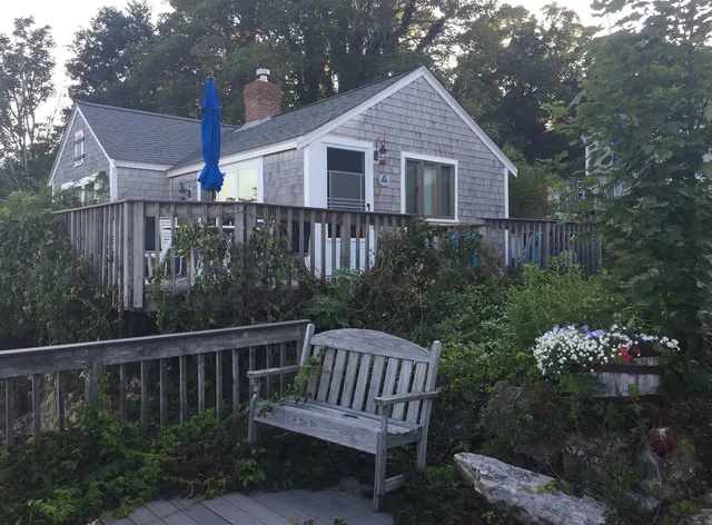 Anchorage On the Cove