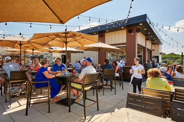 B-52 Burgers & Brew Inver Grove Heights