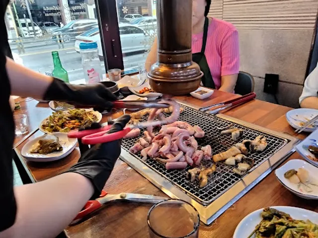 SELF 장어세상 직판장