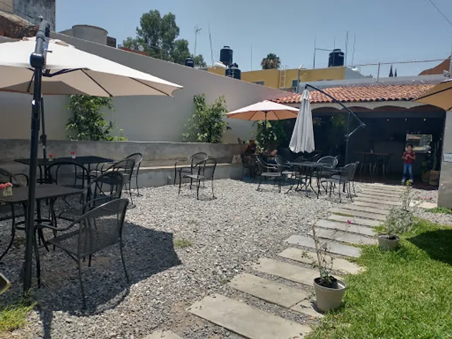 Ginger Root Café - Restaurante