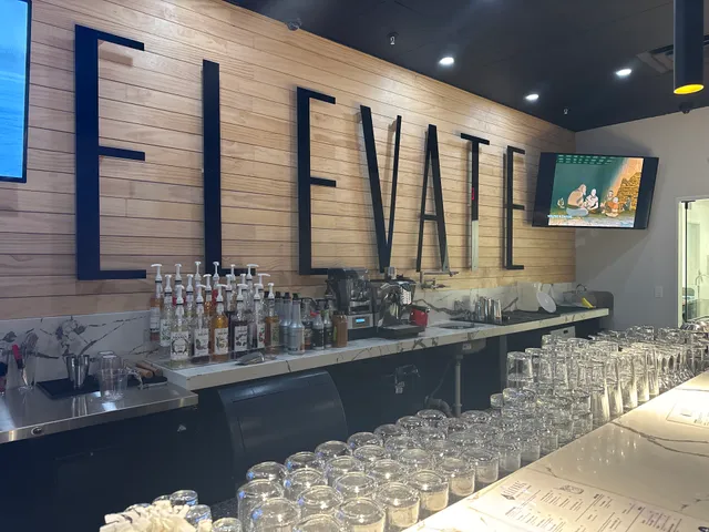 Elevate Social Lounge & Kava Bar - Estero