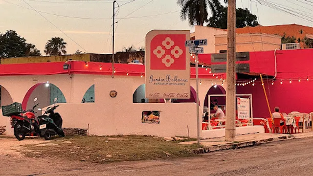 Jardín Balbuena Av. Líbano