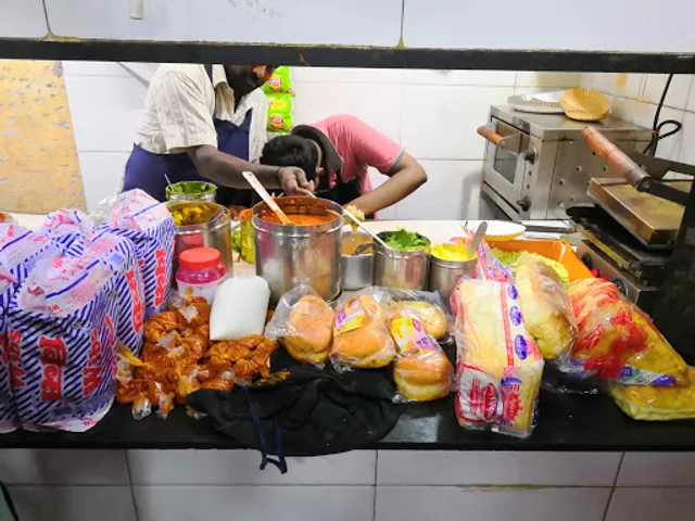 Kailash Pati Snacks Corner