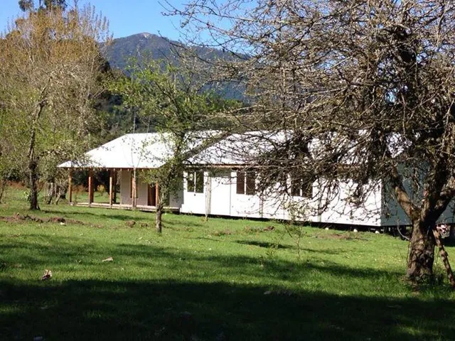 Hostal Bahía Ralún