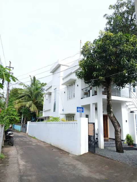 Whitefort Rohini Homestay