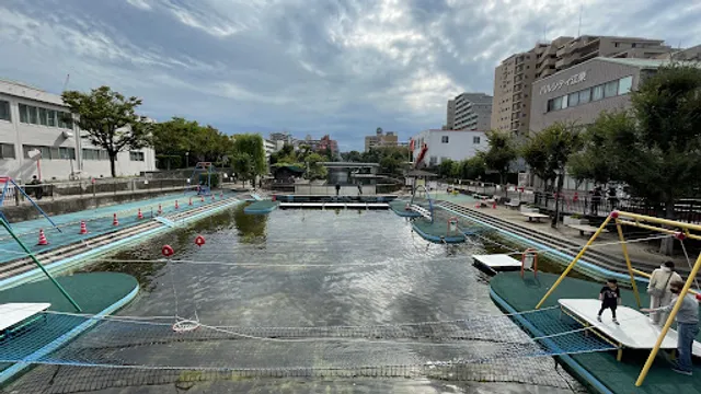 水上アスレチックス