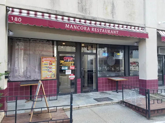 Mancora Restaurant & bar