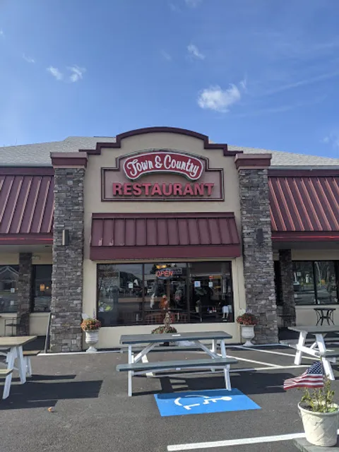Town & Country Restaurant
