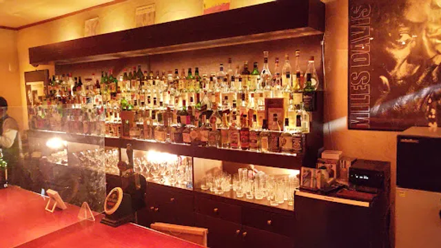 ムーンシャイナー