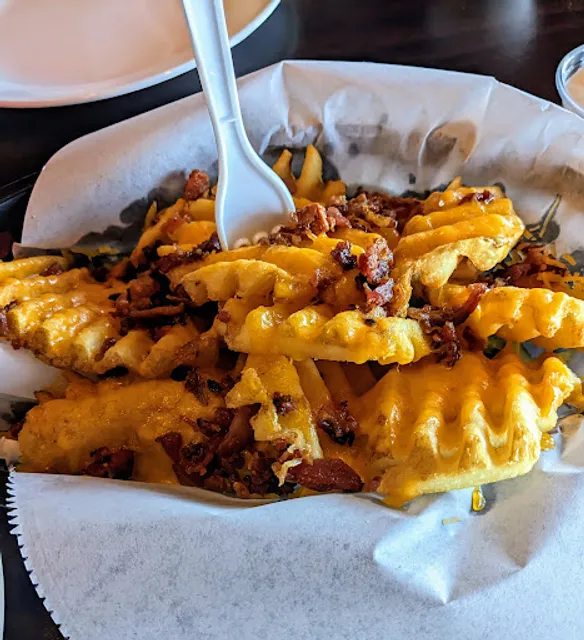 Roadhouse Wings & Grille