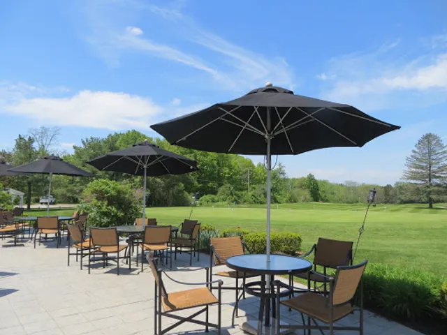 Grille Room Restaurant at The Edison Club